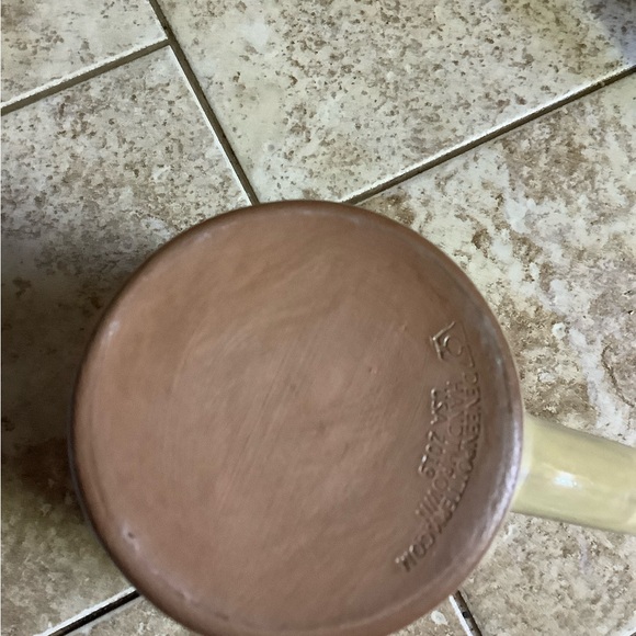 Deneen Pottery Lt. Dijon with Burgundy/white Building Logo Mug - Picture 2 of 2